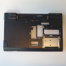 [ 04W6986 ] ThinkPad L530 Bottom Case / Base Cover / Onderkant